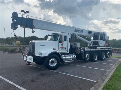Alquiler de Camión Grúa (Truck crane) / Grúa Automática Ford Manitex 1768, Capacidad 15 tons, Alcance 20 mts, peso aprox 12 tons. en Quintana Roo, México